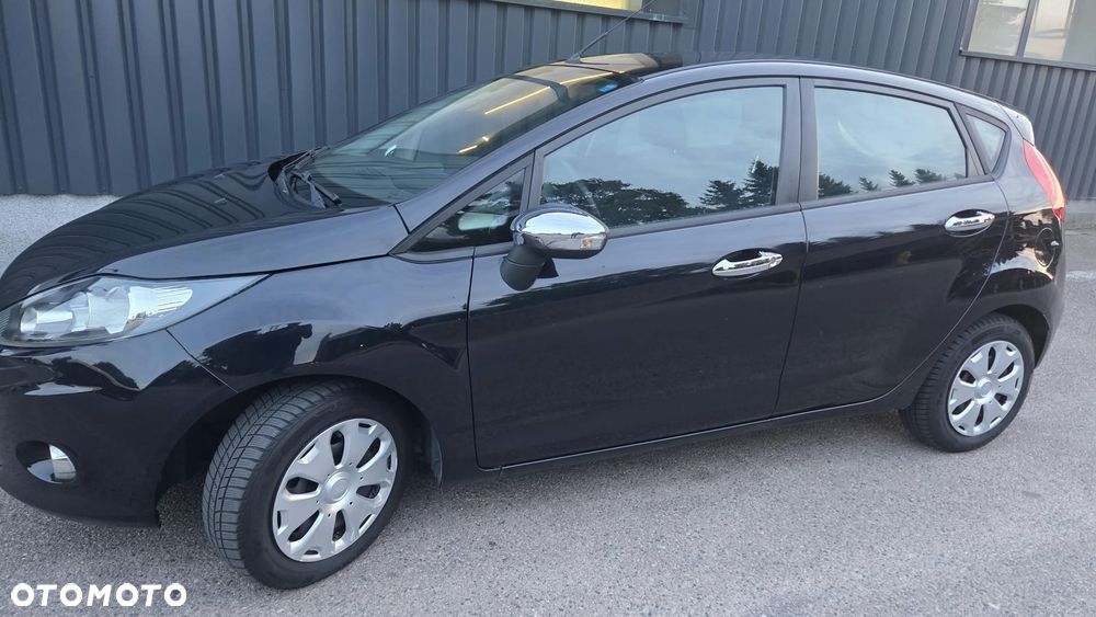 Ford Fiesta - 2