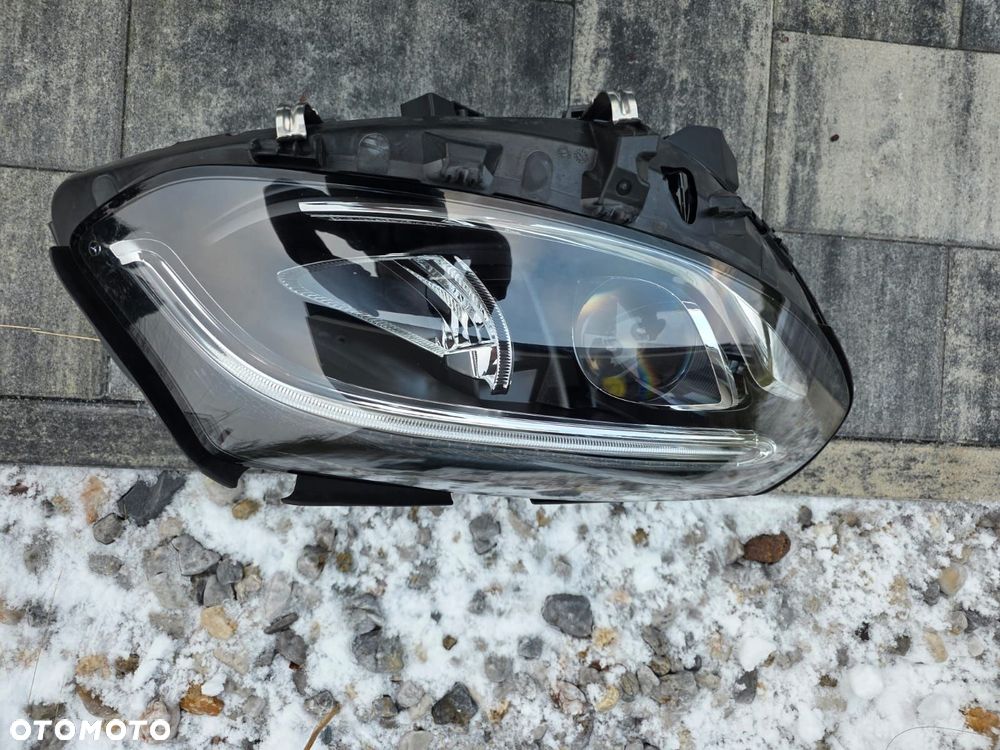mercedes b klasa w246 246 lift lampa prawa przód full led performance a2469066201 - 3