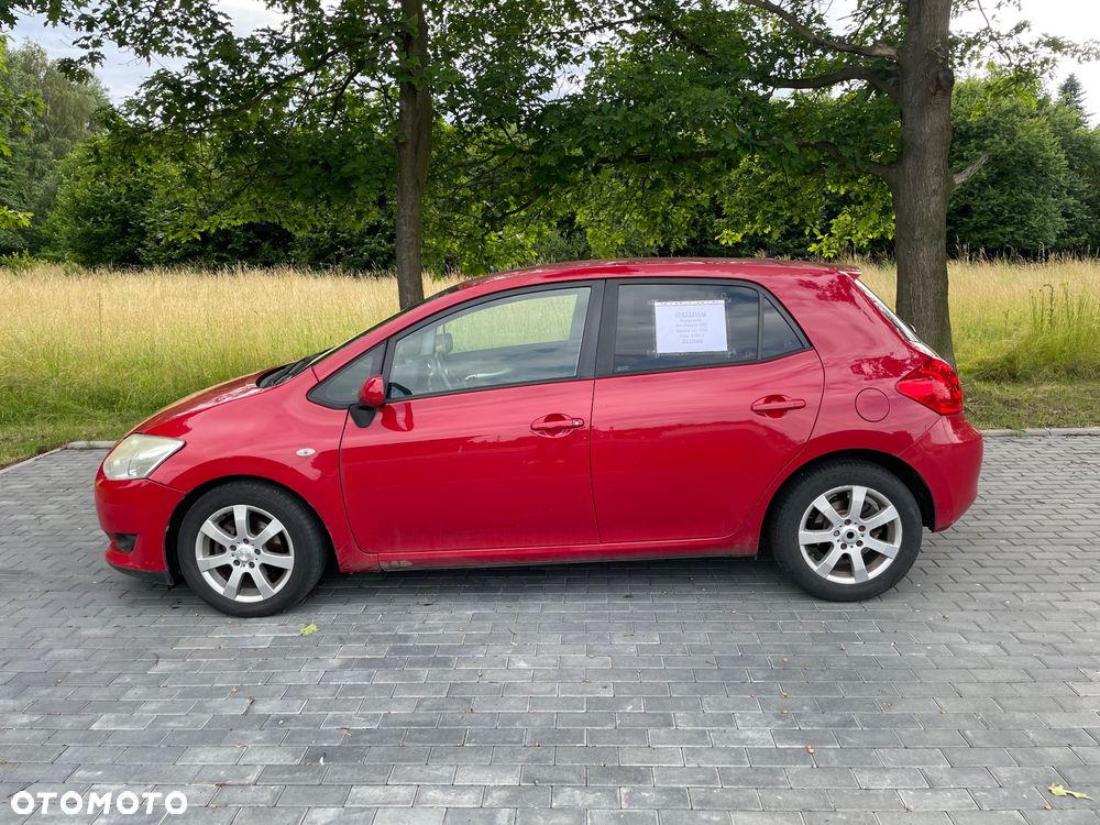 Toyota Auris - 2