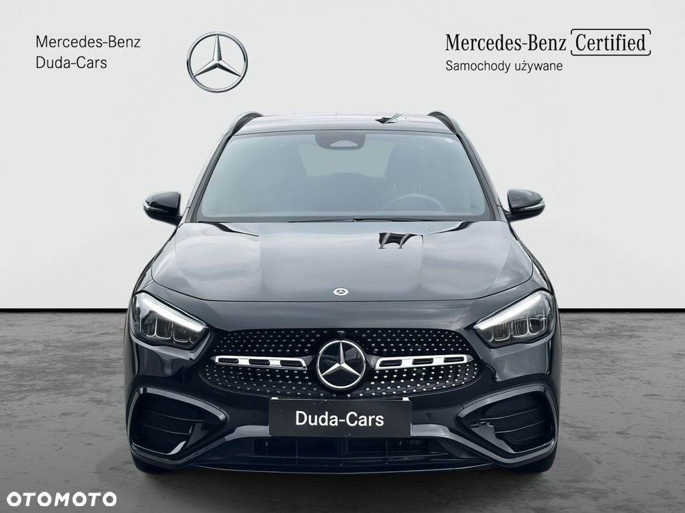 Mercedes-Benz GLA - 2