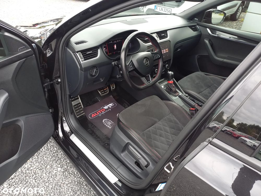 Skoda Octavia 2.0 TDI SCR RS DSG - 16