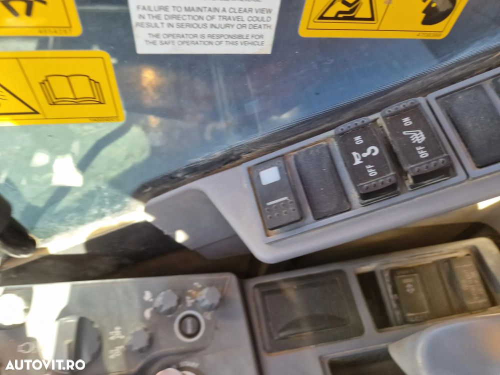 Hitachi ZX85, 2021, 2.975h, LAMA, CUPLA RAPIDA+3 CUPE NOI, Ad sapare 5m, latime 2,2m, ridica 3,7t, Camera spate, senile cauciuc 80% ok, inst picon pe bratele de excavare, Aer cond, computer in lb romana, posibilitate leasing -PROMOTIE 56.900 EUR+Tva - 39