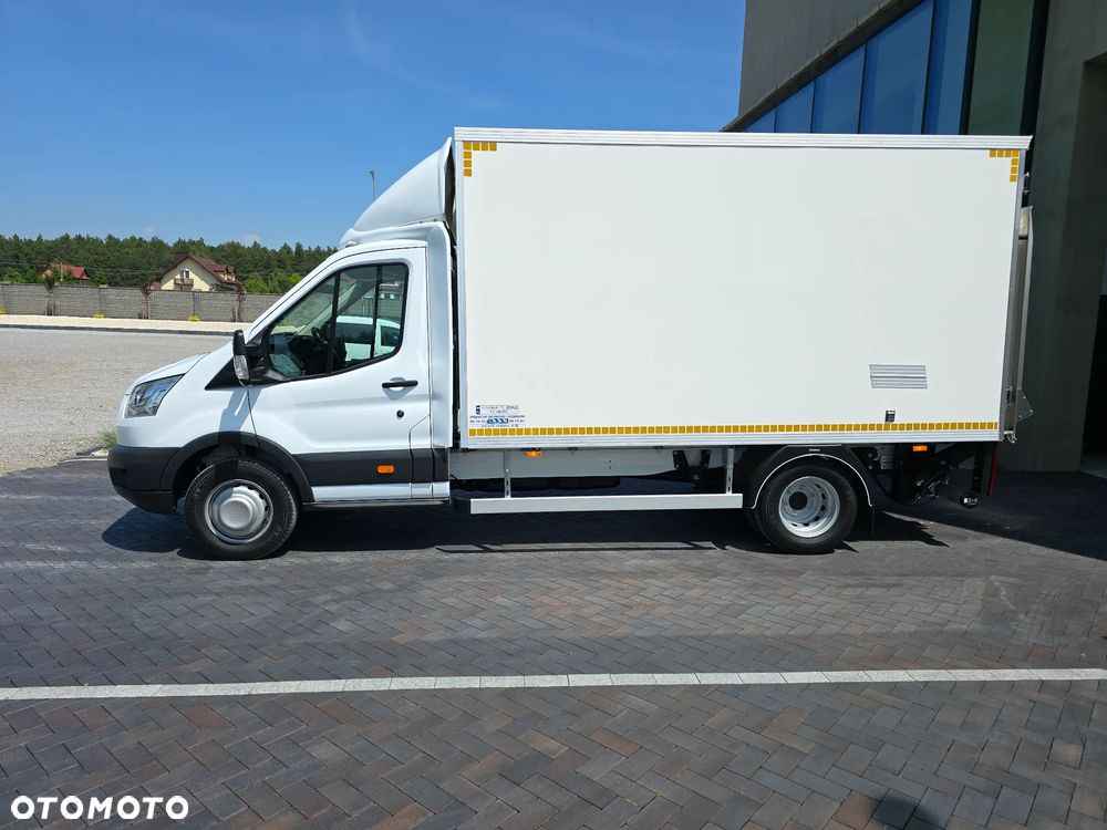 Ford TRANSIT 350-170 IZOTERMA WINDA 750Kg 48 Tyś Km SERWIS ASO FORD DO OSTATNIEGO Km SALON PL STAN JAK NOWY TEMPOMAT KLIMA ELKTRYKA ASYSTEN KIEROWCY WZMOCNIONE TYLNE ZAWIESZENIE RESOR + PODUSZKI PNEŁMATYCZNE - 12
