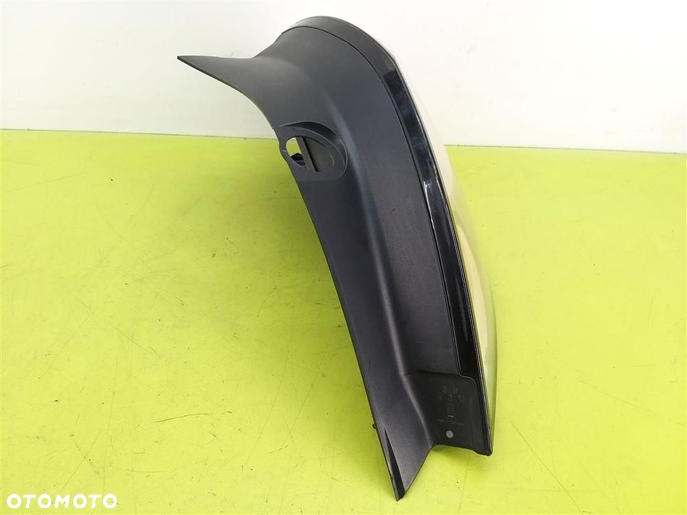 Lampa prawa tylna tył Opel Astra III H HATCHBACK 5D 2004-2013 - 4