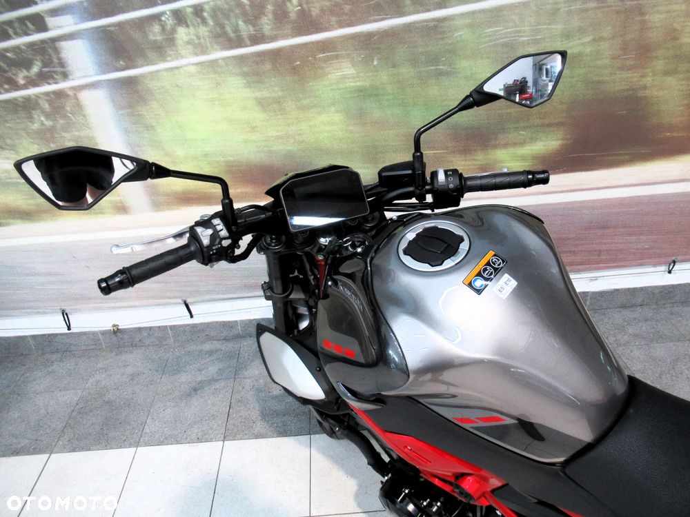 Kawasaki Z 900 - 8