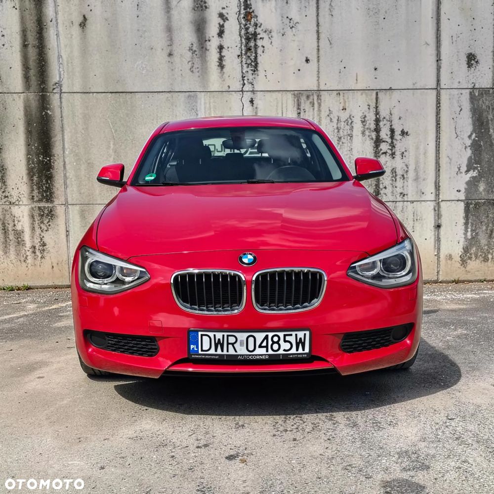 BMW Seria 1 116i - 8