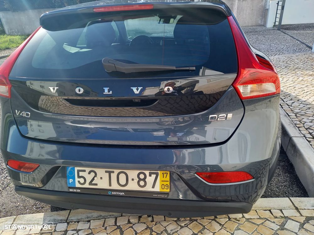 Volvo V40 2.0 D2 Inscription Geartronic - 2