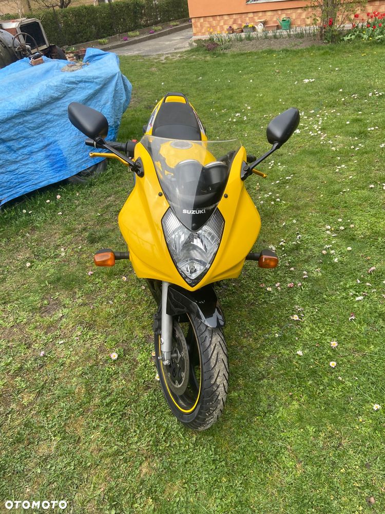 Suzuki GS - 15