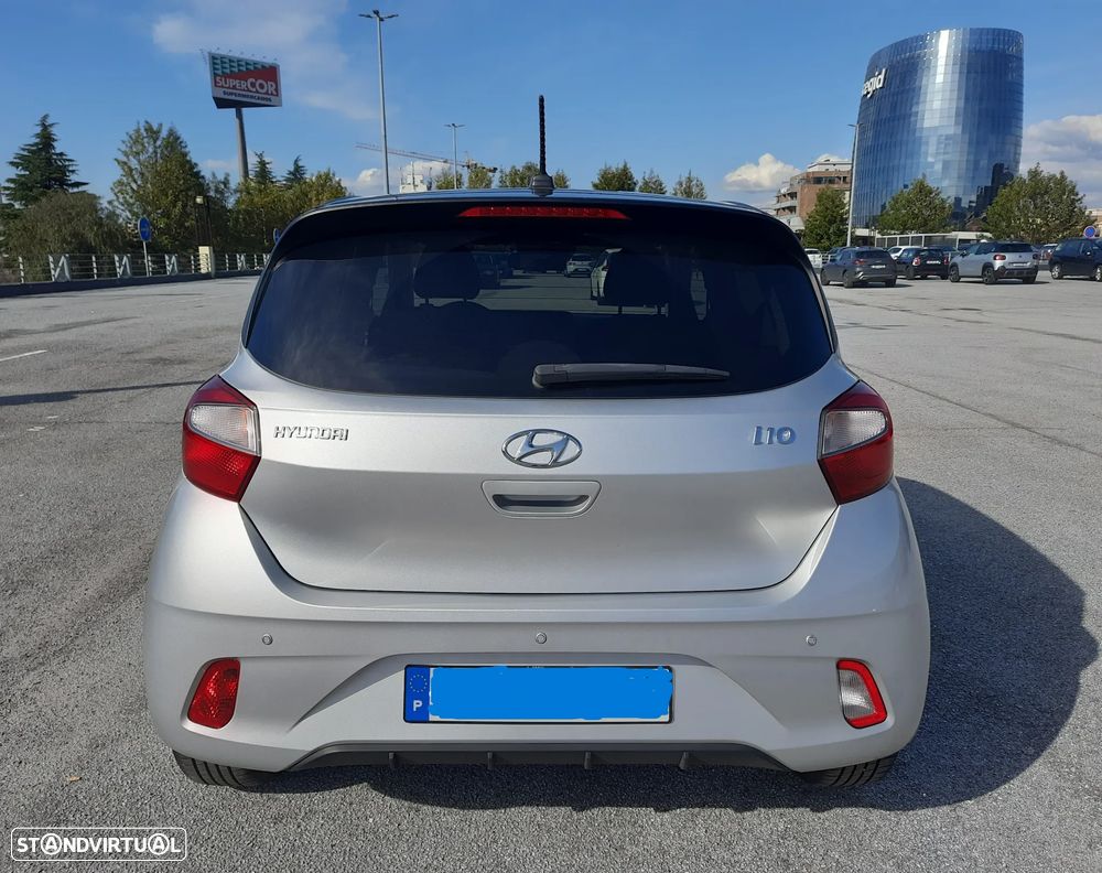 Hyundai i10 1.0 Comfort AMT - 2