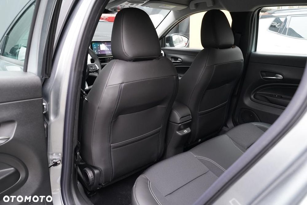 Jeep Avenger 1.2 T3 mHEV Altitude FWD eDCT6 - 11