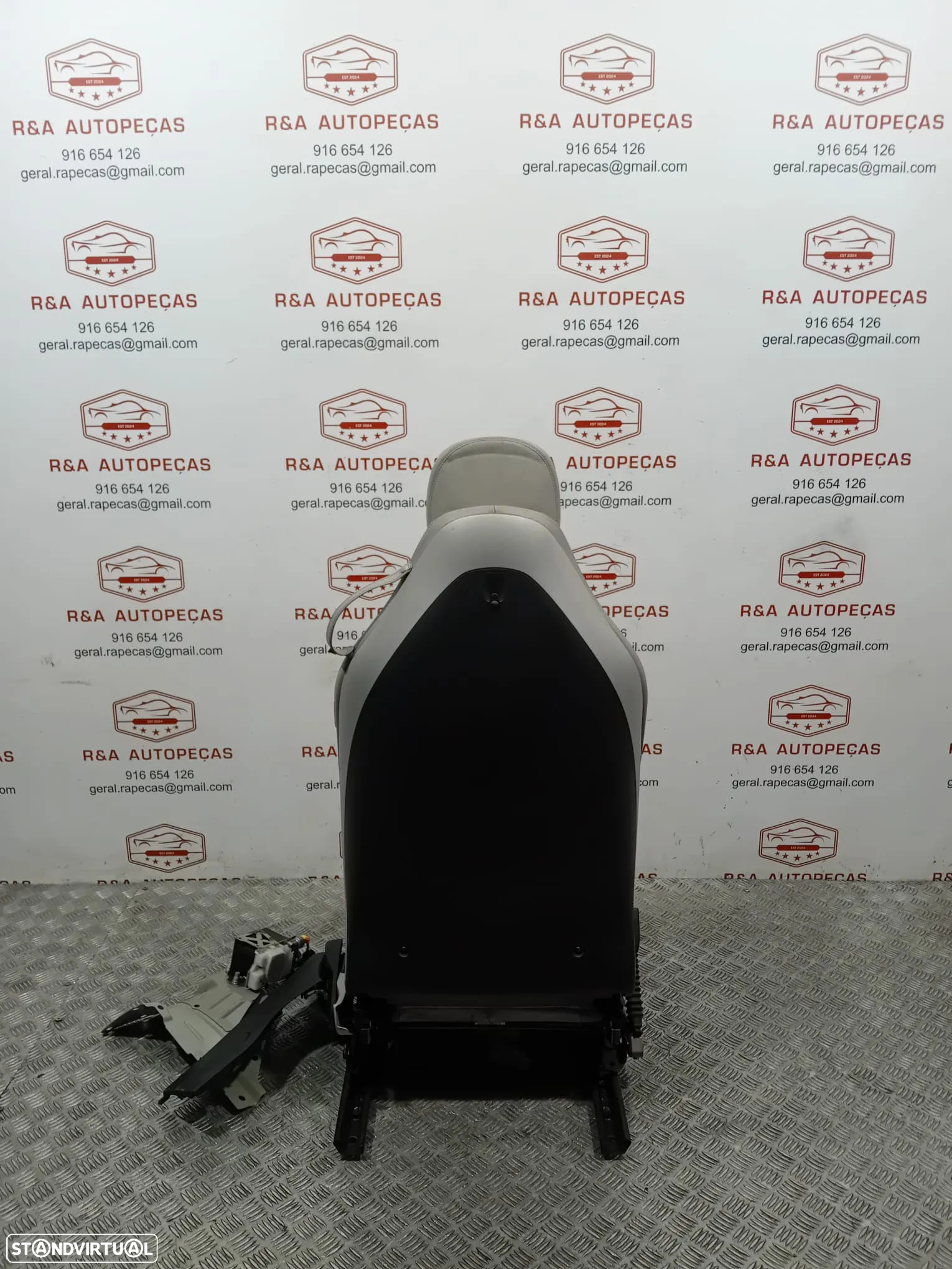 Conjunto de Bancos Mercedes SLK 171 Elétricos em Pele Original - 11