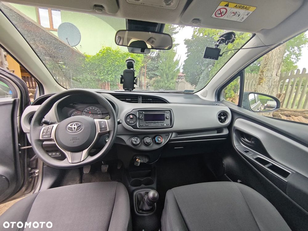 Toyota Yaris 1.0 Active - 10