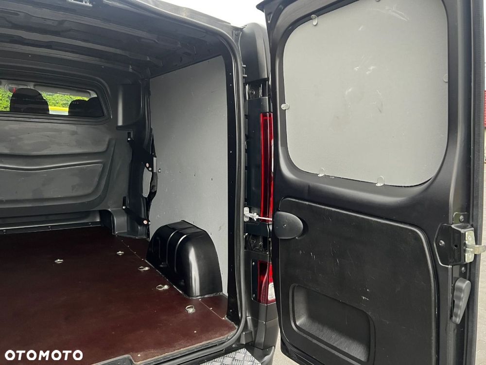 Renault Trafic Long  doka 6-osobowy - 40