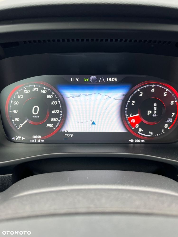 Volvo XC 40 T5 AWD Momentum (Intro Edition) - 2