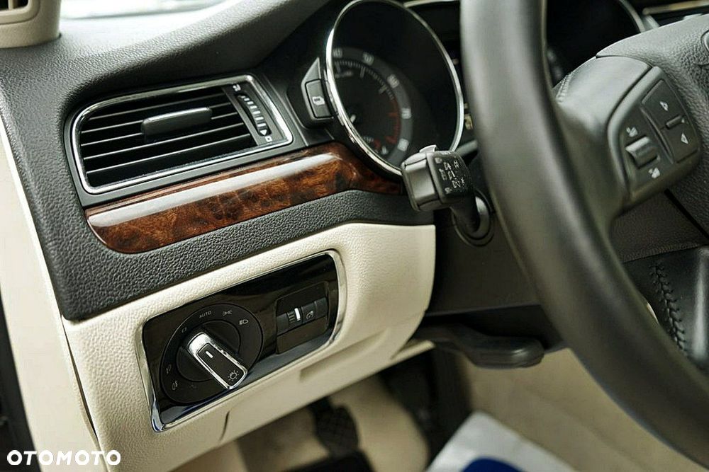 Skoda Superb - 27
