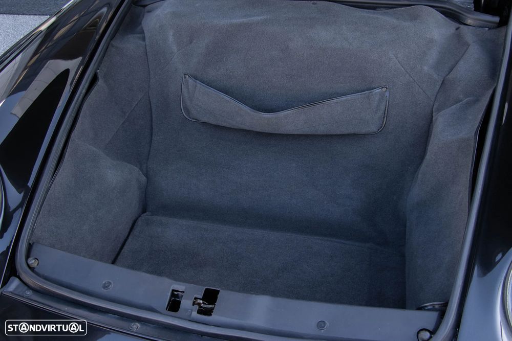 Porsche 911 (993) - 36