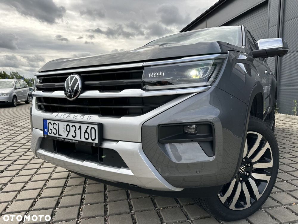 Volkswagen Amarok - 36