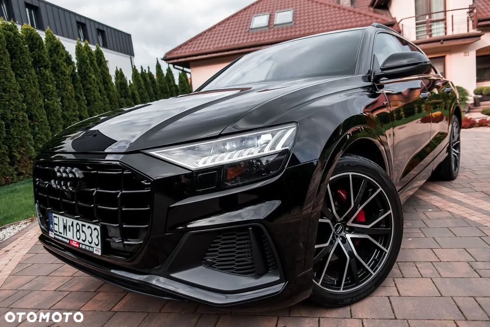 Audi Q8 55 TFSI quattro tiptronic - 1