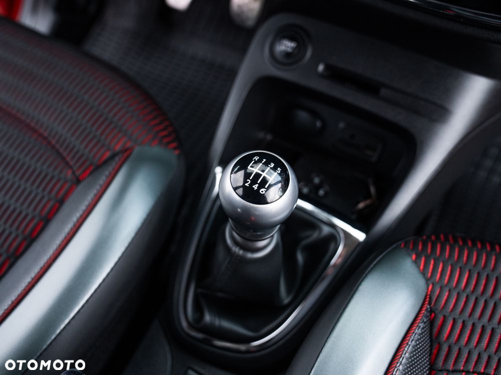 Renault Captur ENERGY TCe 120 Intens - 29