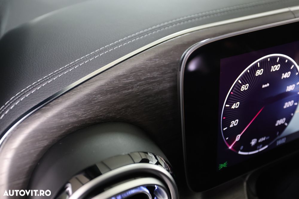 Mercedes-Benz V 300 d Extralung Avantgarde - 11