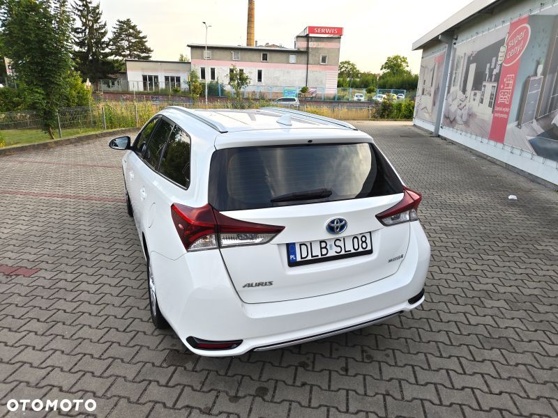 Toyota Auris Hybrid 135 Prestige - 7