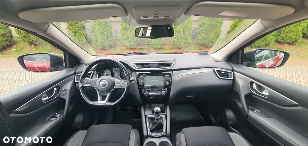 Nissan Qashqai 1.3 DIG-T N-Connecta - 22