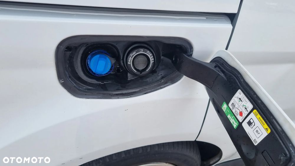Ford Connect - 12