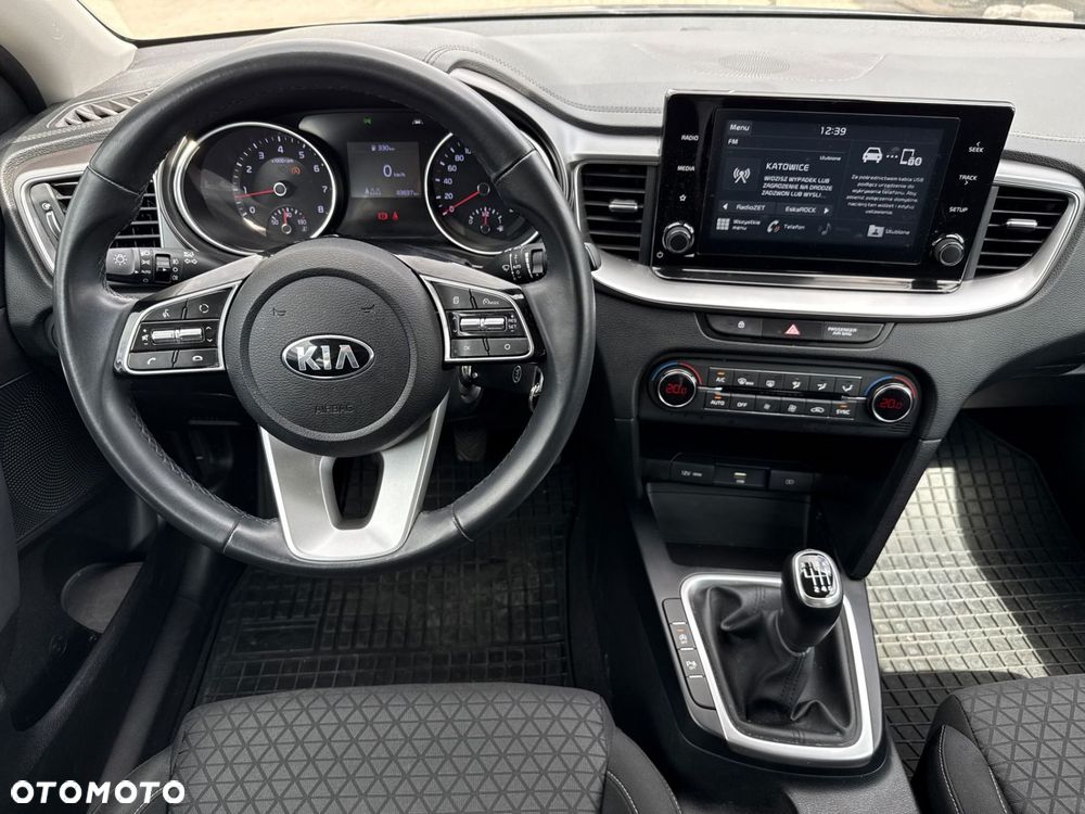 Kia Ceed 1.4 T-GDI M - 13