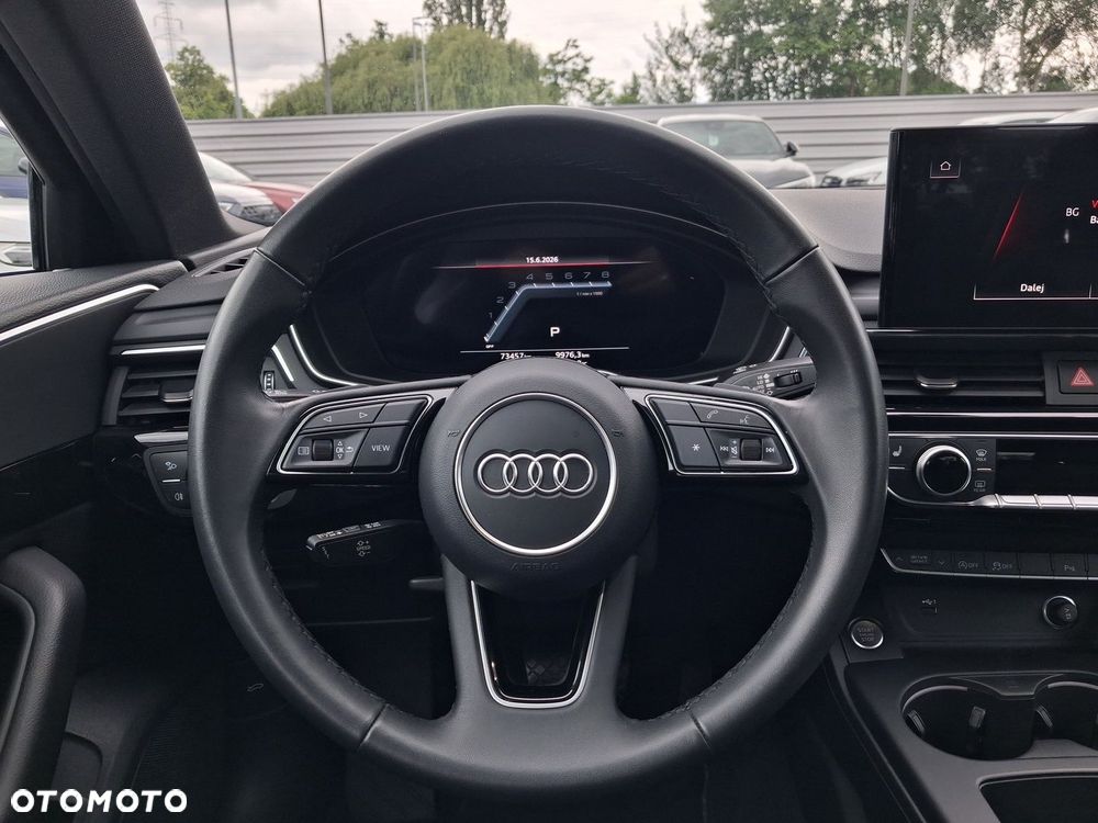 Audi A4 Limousine - 12
