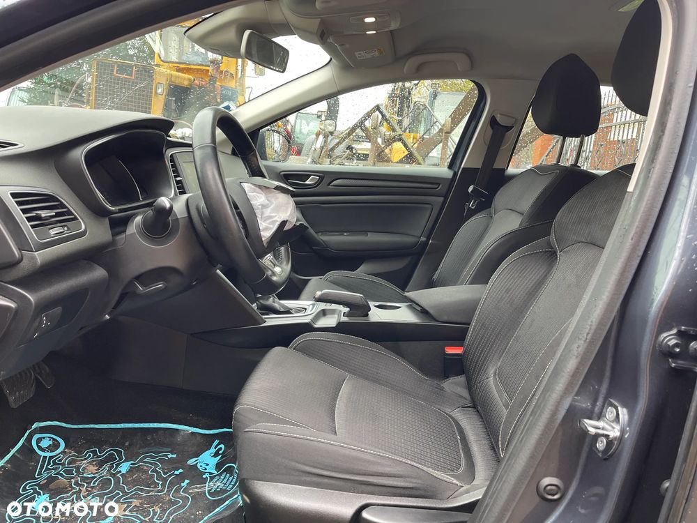 Renault Megane BLUE dCi 115 EDC INTENS - 17