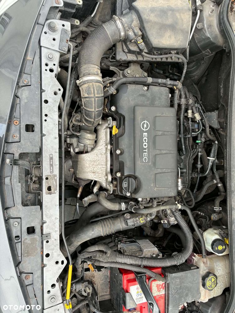 Opel Astra 1.4 T Enjoy - 9