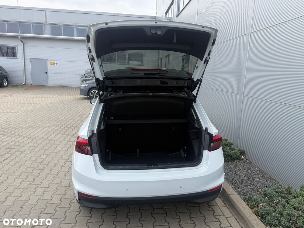 Skoda Fabia 1.0 TSI Edition 130 DSG - 9