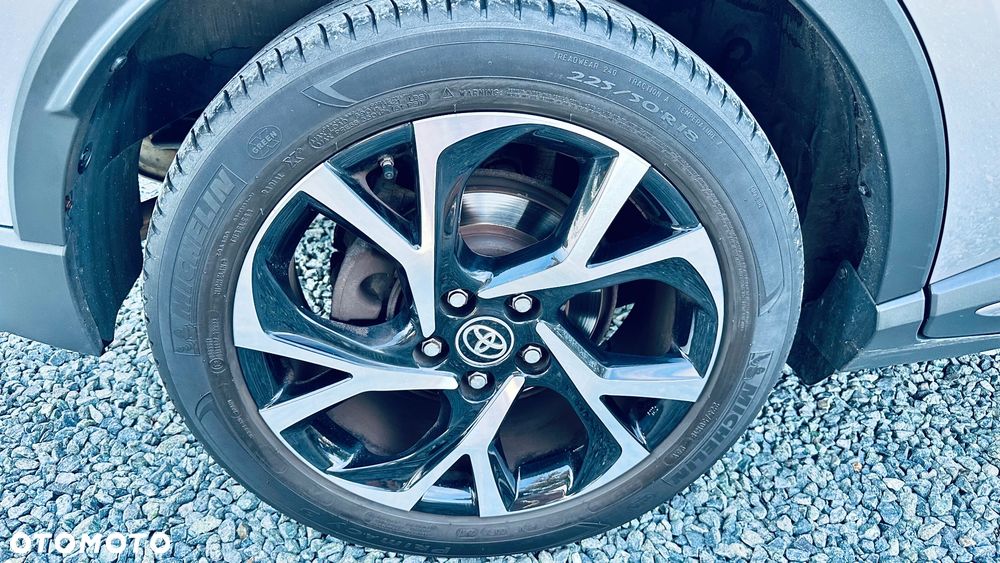 Toyota C-HR Style Selection - 35