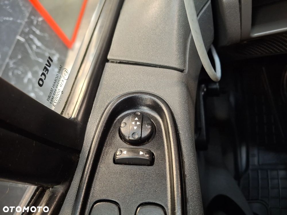 Iveco Daily 35S14 Doka Dubel Brygadówka Służba Drogowa Silnik 3.0 Pomarańczowy 6 Miejsc Hak Kamera Cofania Webasto Ogrzewanie Postojowe Plandeka Tablica Świetlna Światła Ostrzegawcze - 29