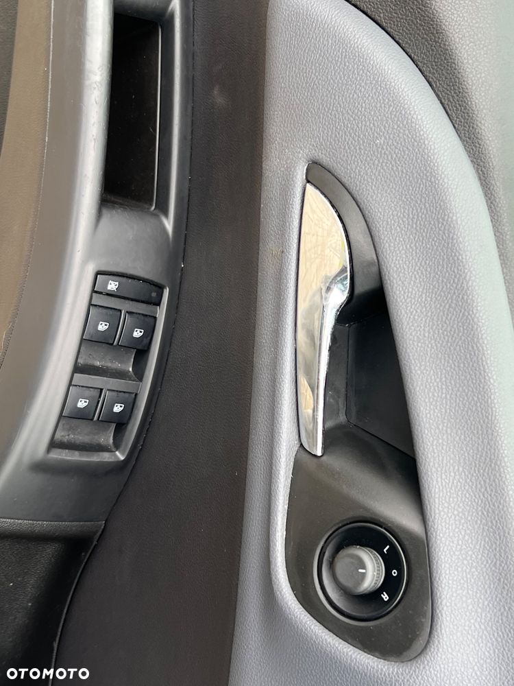 Opel Meriva - 18
