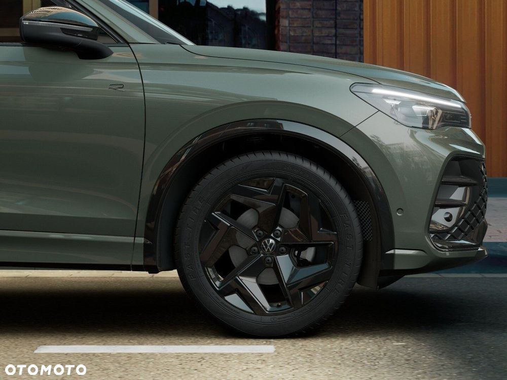Volkswagen Tiguan - 8