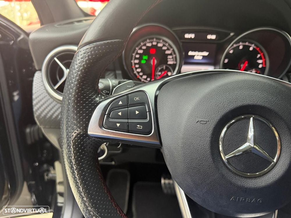 Mercedes-Benz A 180 7G-DCT AMG Line - 27