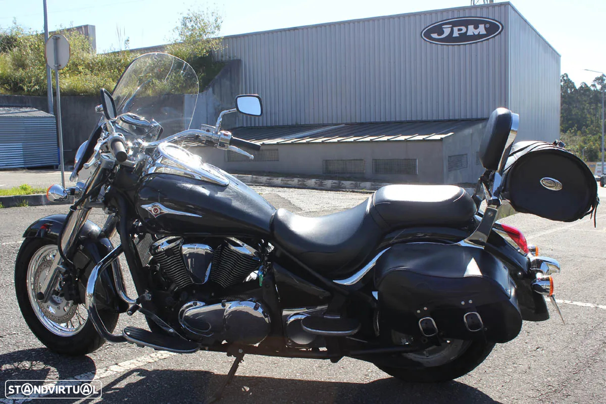 Kawasaki VN 900 - 5