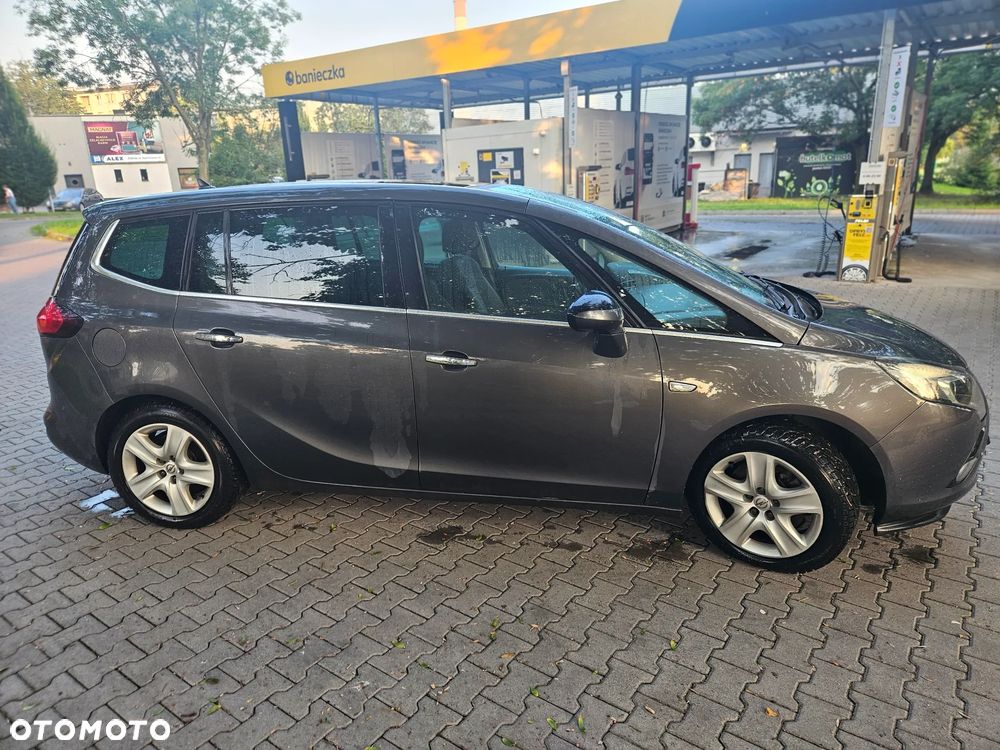 Opel Zafira 2012 photo 4