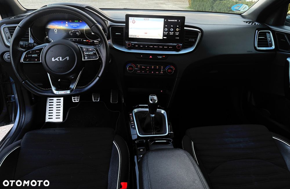 Kia XCeed 1.5 T-GDI GT-Line - 24