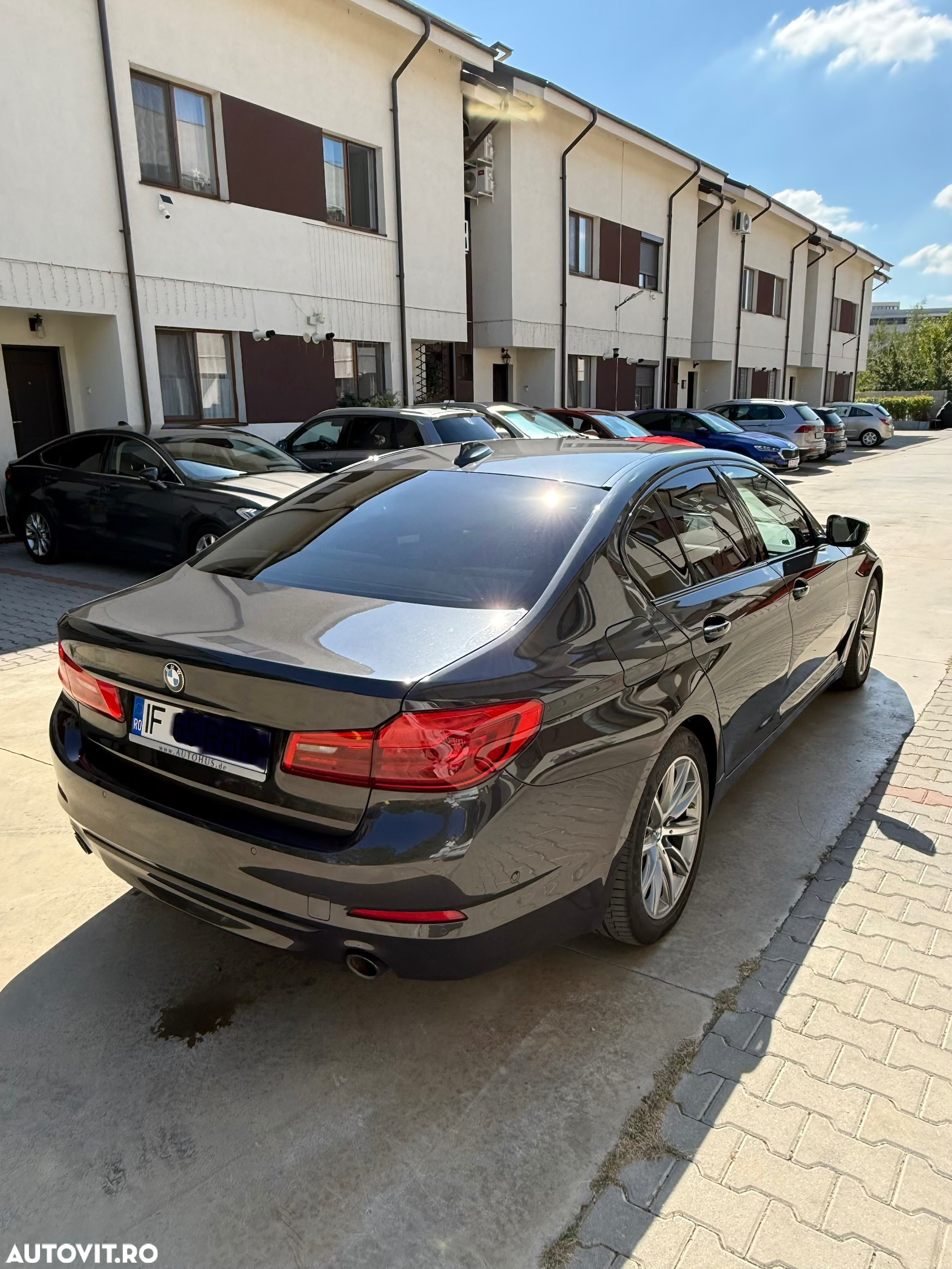 BMW Seria 5 520d xDrive Aut. Sport Line - 3