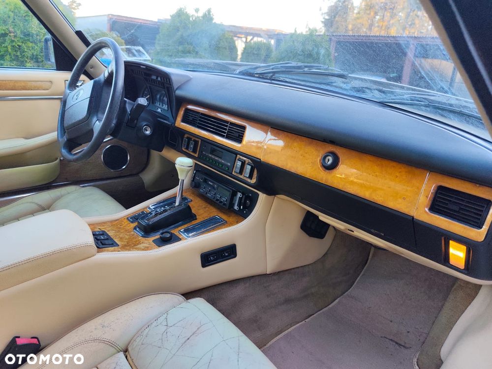 Jaguar XJS - 21