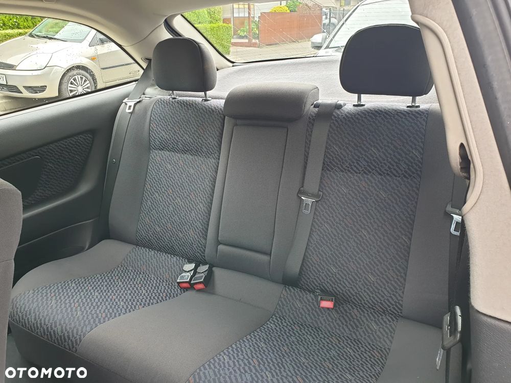 Opel Astra - 14