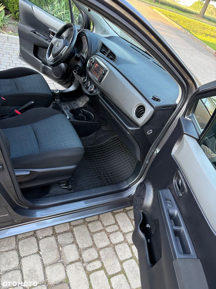 Toyota Yaris - 13