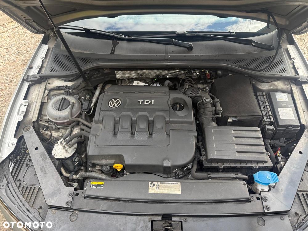 Volkswagen Passat 2.0 TDI (BlueMotion Technology) DSG Highline - 12