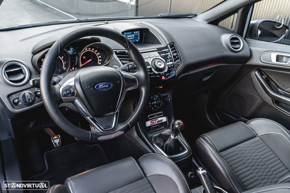 Ford Fiesta - 7