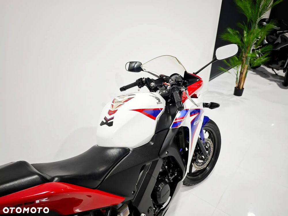 Honda CBR - 7