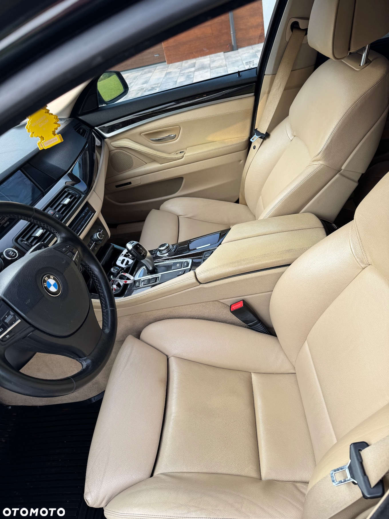 BMW Seria 5 525d xDrive - 8