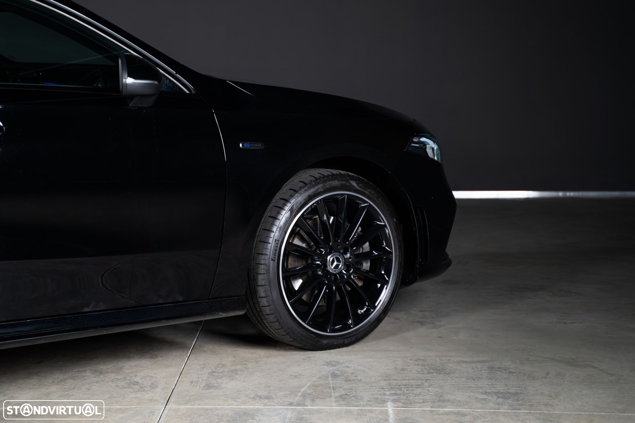 Mercedes-Benz A 250 Limousine e AMG Line - 46