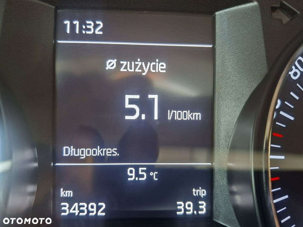 Skoda RAPID 1.2 TSI Ambition - 24